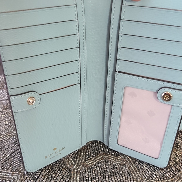 Kate Spade Daisy Embroidered Wallet, Like New - Picture 9 of 12